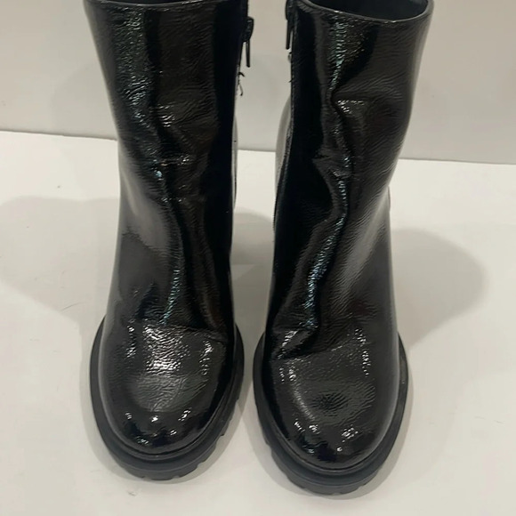 Forever21 black faux platform ankle booting size 8 - Picture 8 of 16